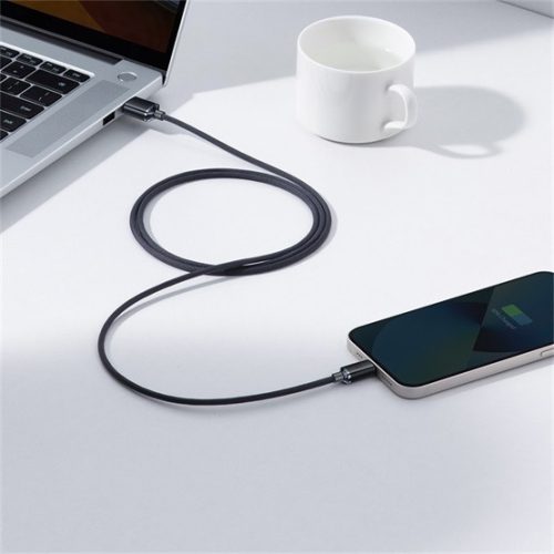 Baseus Crystal Shine USB Type-A – iPhone, 2.4A gyorstöltő adatkábel, 2m, fekete