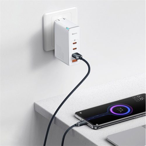 Baseus Crystal Shine USB Type-A – USB Type-C, 100W gyorstöltő adatkábel, 2m, fekete