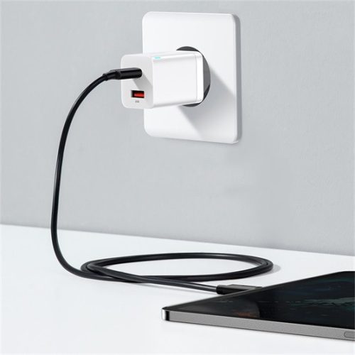 Baseus Super Si Pro hálózati gyorstöltő 30W, USB Type-C + USB Type-A, fehér