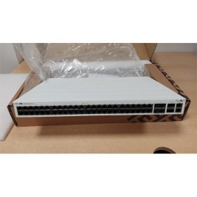Javított MikroTik CRS354-48G-4S+2Q+RM rackes switch